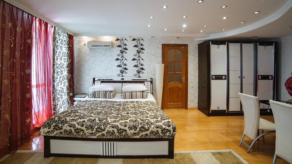 Hotel Ezio Codru Habitación foto