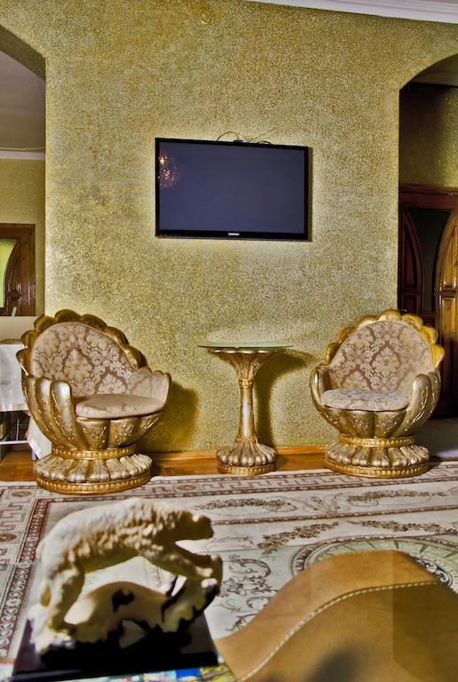 Hotel Ezio Codru Habitación foto